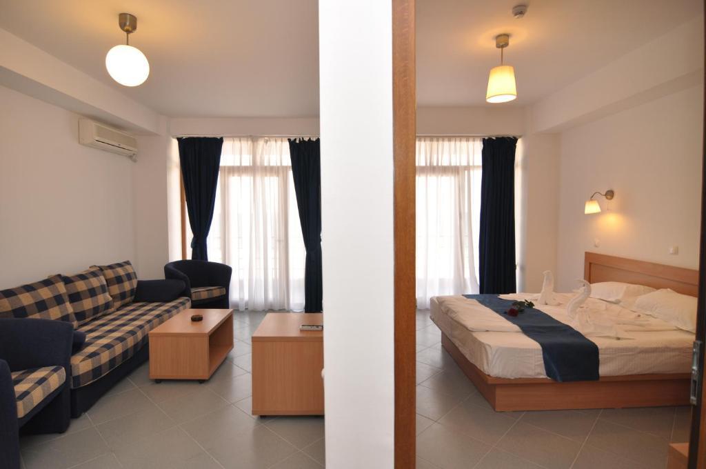 Blue Beach Studios Mamaia Chambre photo