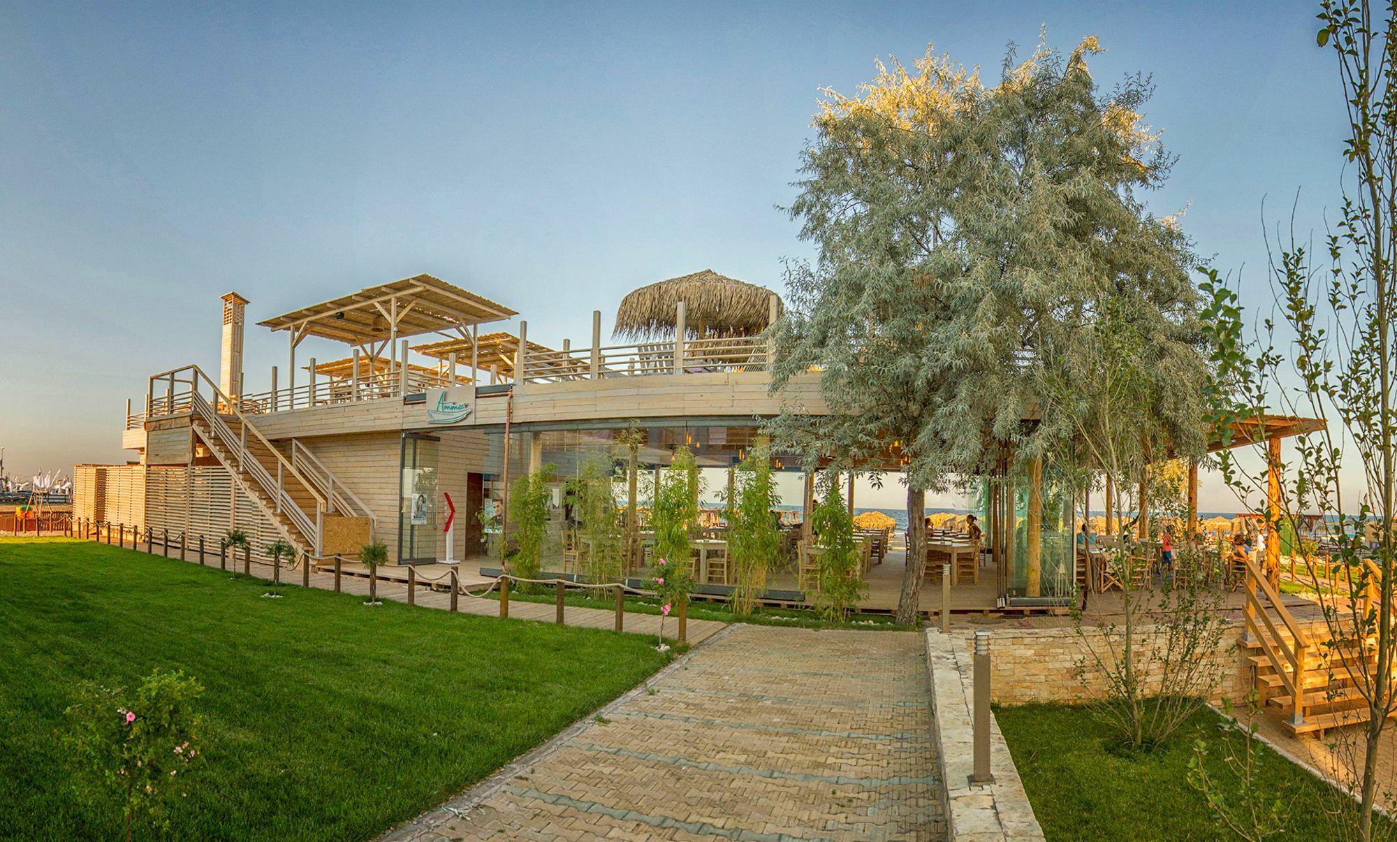 Blue Beach Studios Mamaia Extérieur photo